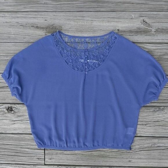 Urban Outfitters Kimchi Blue Blue Lace Crop Top Shirt Small - Picture 5 of 8